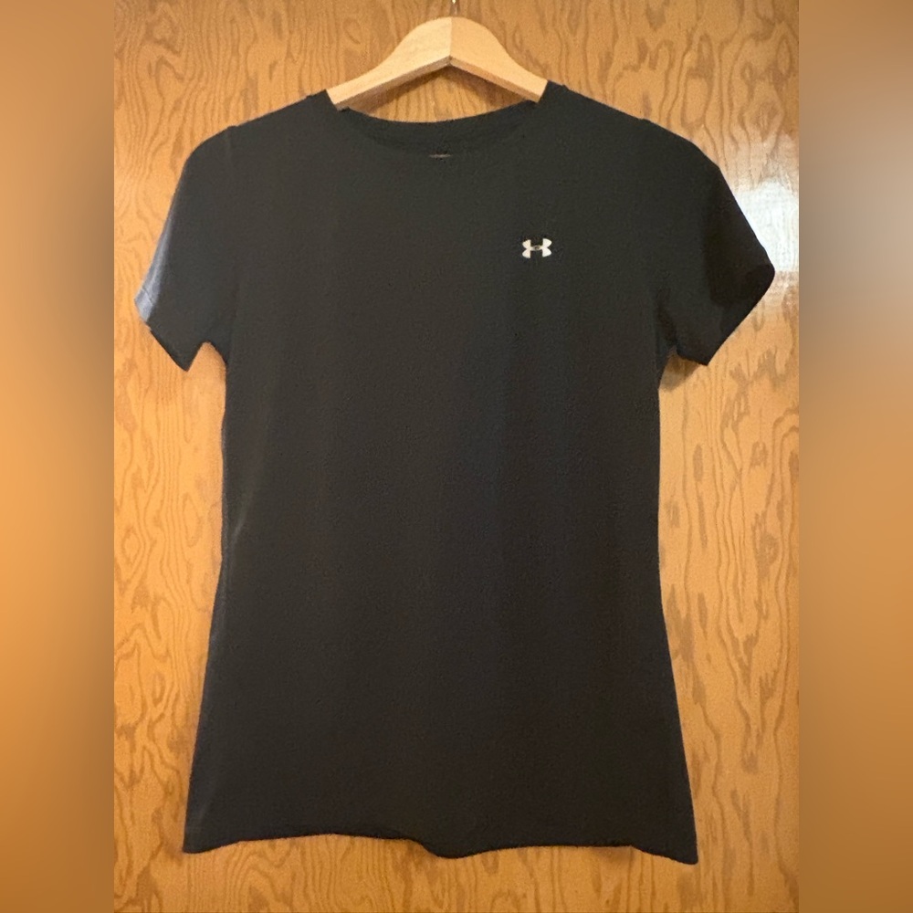 Under Armour Women's Black T-Shirt